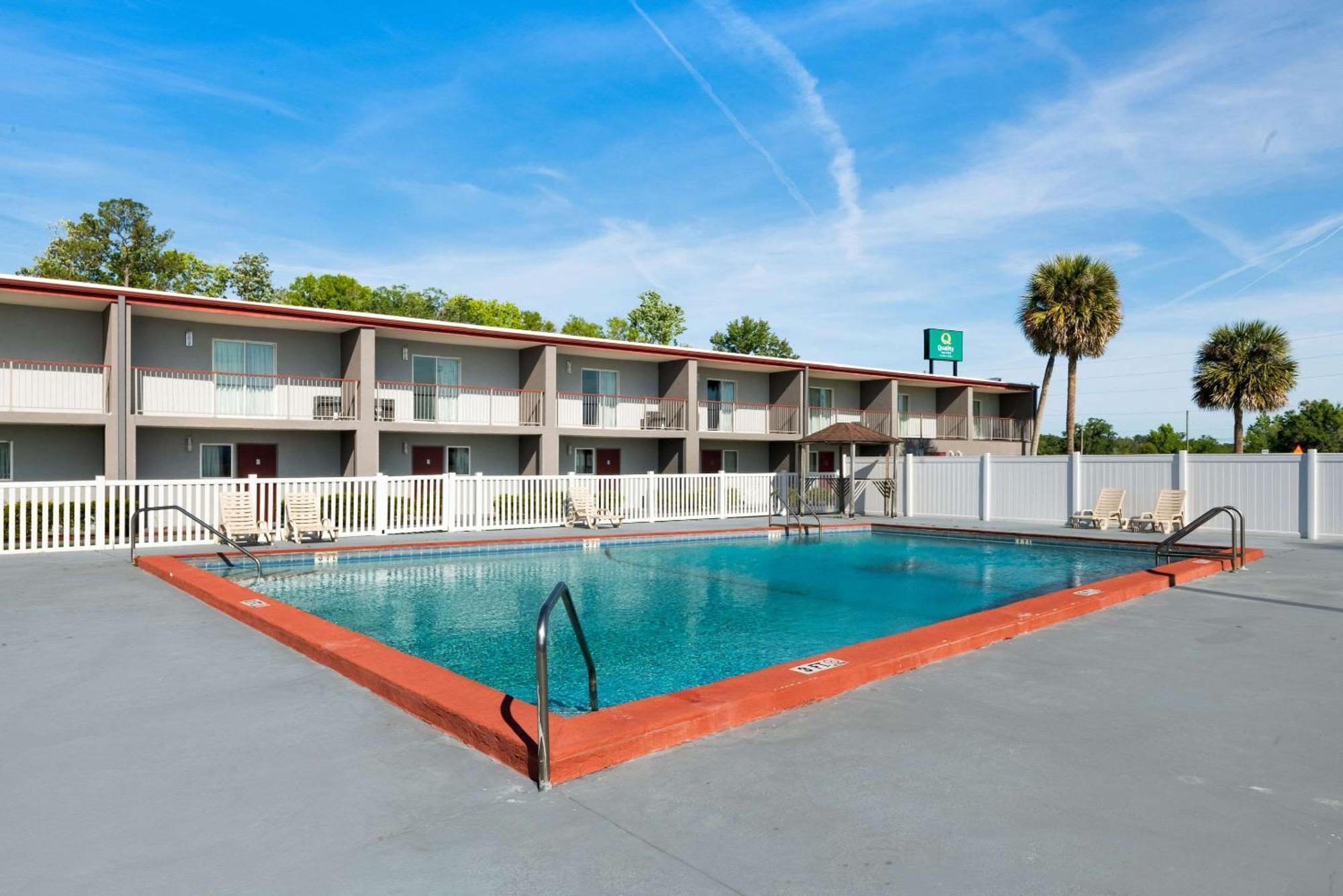 Quality Suites Wildwood - The Villages 외부 사진
