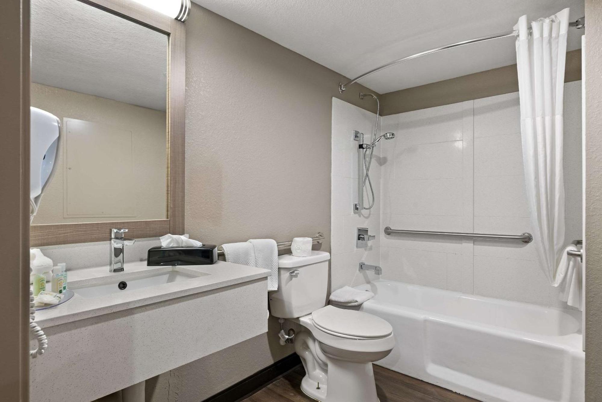 Quality Suites Wildwood - The Villages 외부 사진