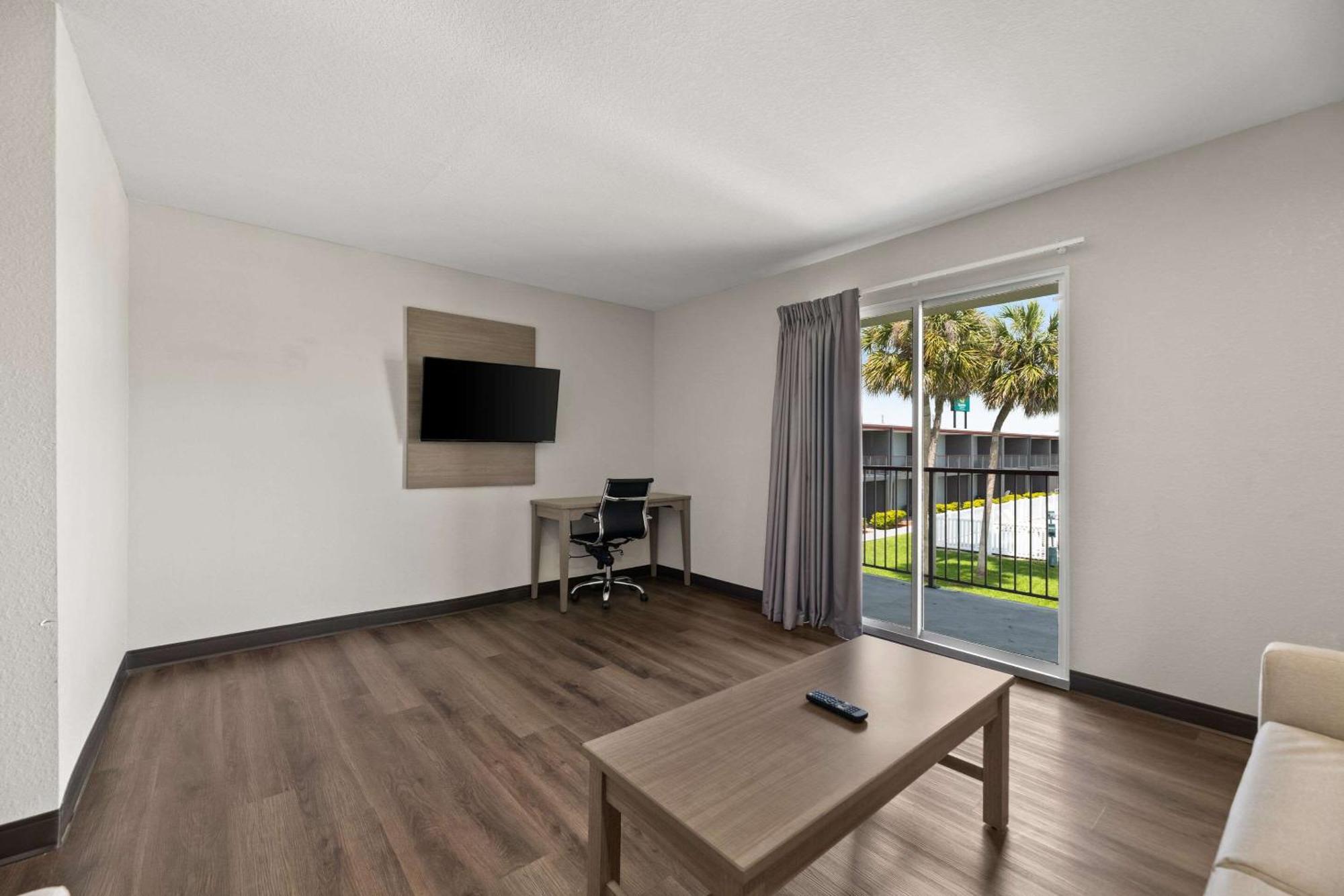 Quality Suites Wildwood - The Villages 외부 사진
